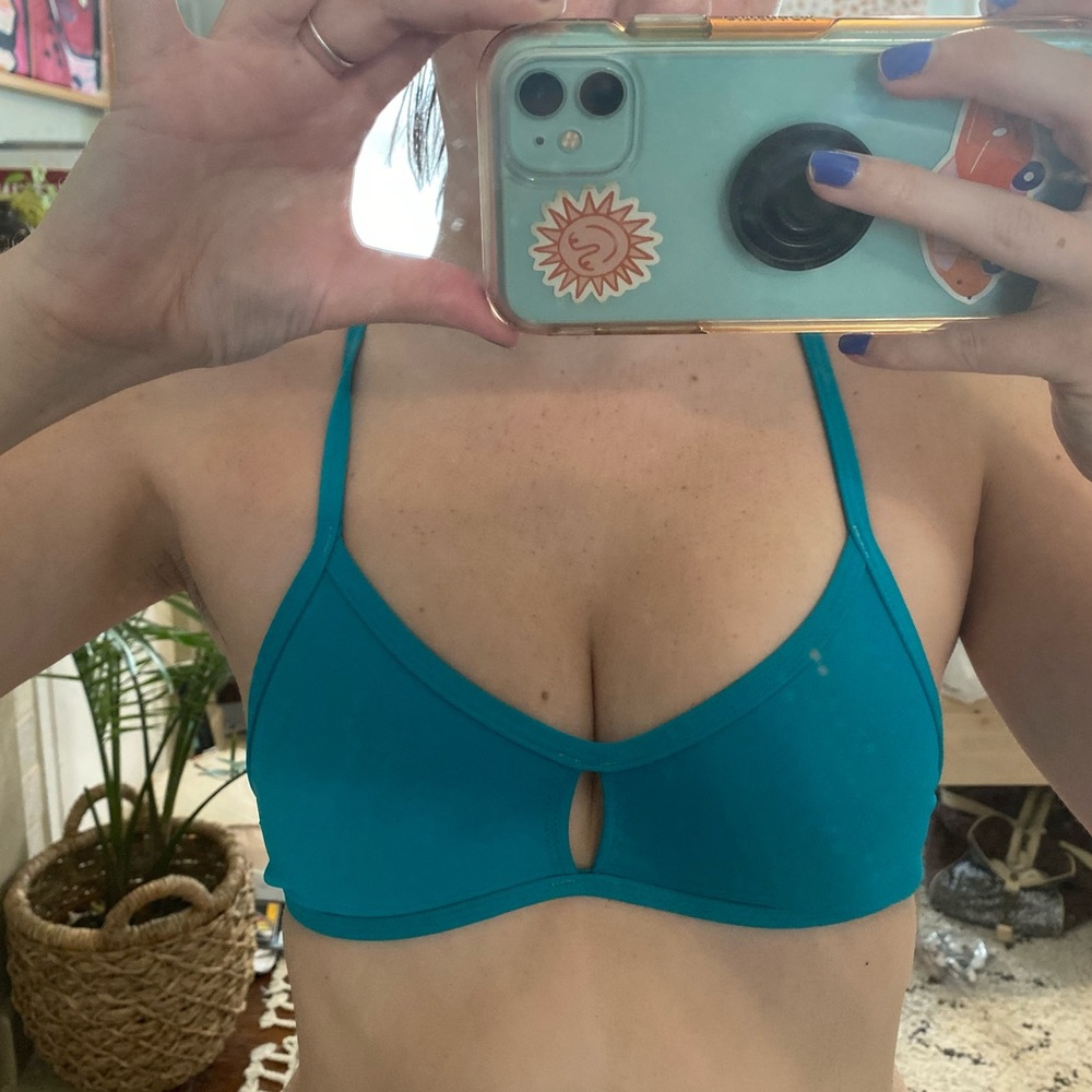 Jolyn vent top